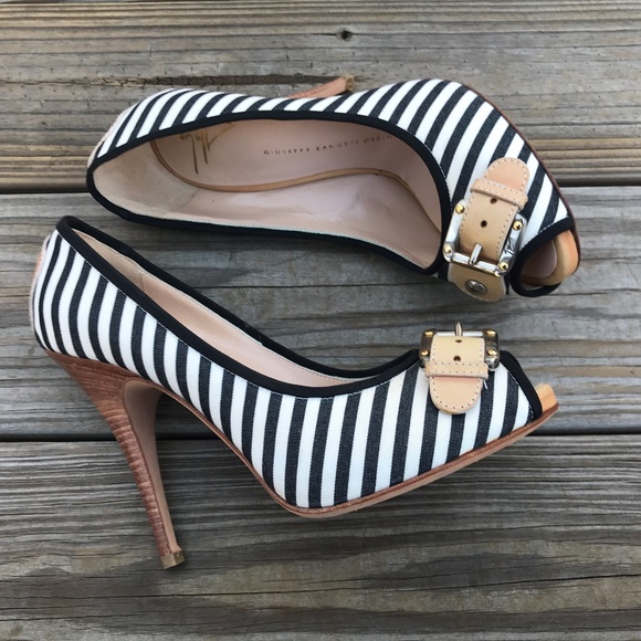 Giuseppe Zanotti Women Heels BlueWhite Stripe Pump - Picture 2 of 8
